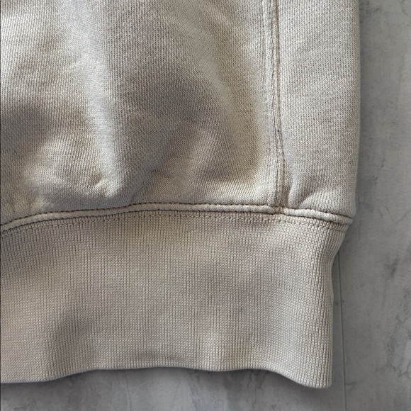 Nike  pullover hoodie  cream/white logo on chest  muff front pockets EUC - Picture 13 of 15